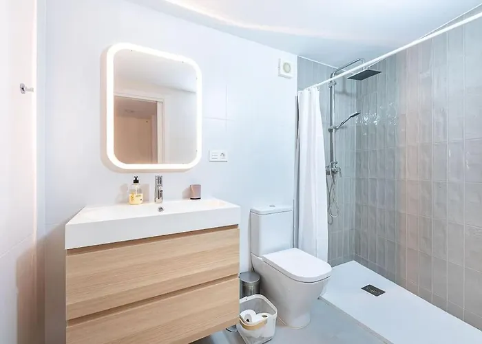 Keywise Encantador Nordico En El Centro 2 Y Dos Banos Con Terraza Patio Apartament
